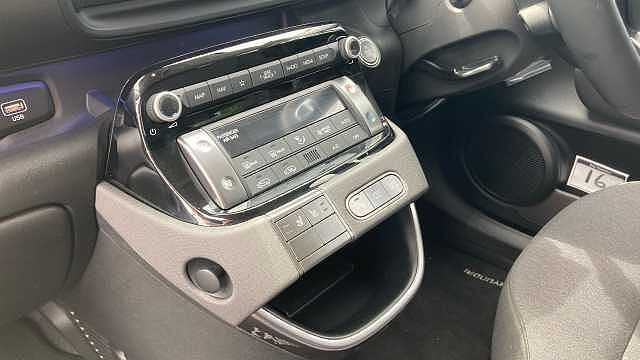 Hyundai INSTER 85kW 02 49kWh 5dr Auto Electric Hatchback