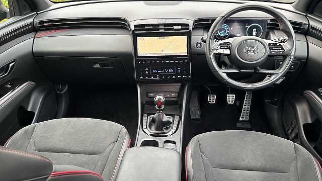 Hyundai TUCSON 1.6 TGDi N Line 5dr 2WD Petrol Estate Black