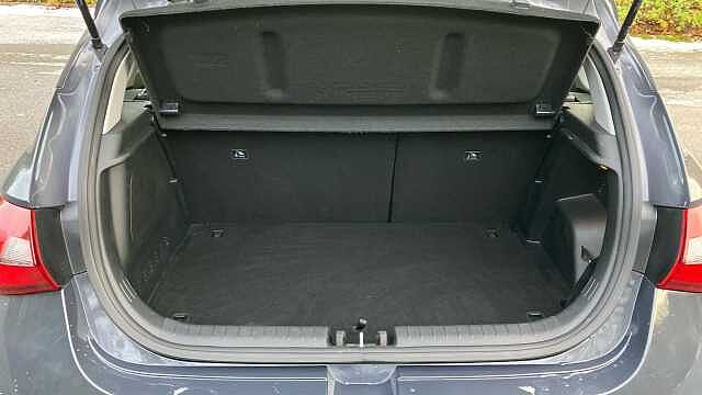 Hyundai i20 1.0T GDi 48V MHD SE Connect 5dr Petrol Hatchback