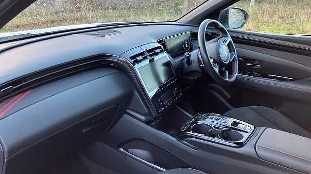 Hyundai TUCSON 1.6 TGDi Hybrid 230 N Line S 5dr 2WD Auto Hybrid Estate White