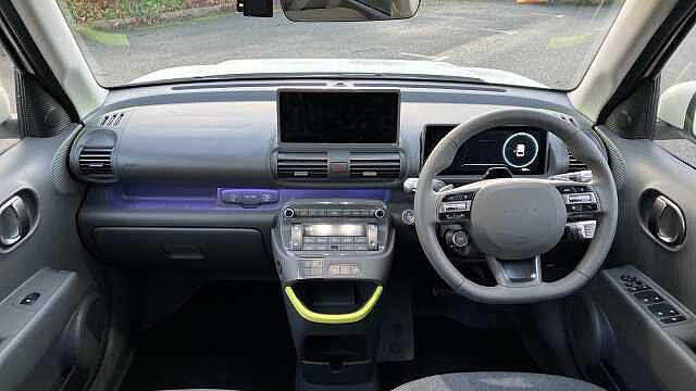 Hyundai INSTER 85kW Cross 49kWh 5dr Auto Electric Hatchback
