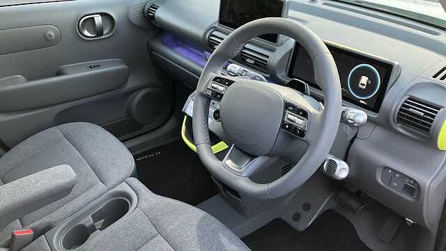 Hyundai INSTER 85kW Cross 49kWh 5dr Auto Electric Hatchback