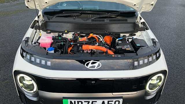 Hyundai INSTER 85kW Cross 49kWh 5dr Auto Electric Hatchback