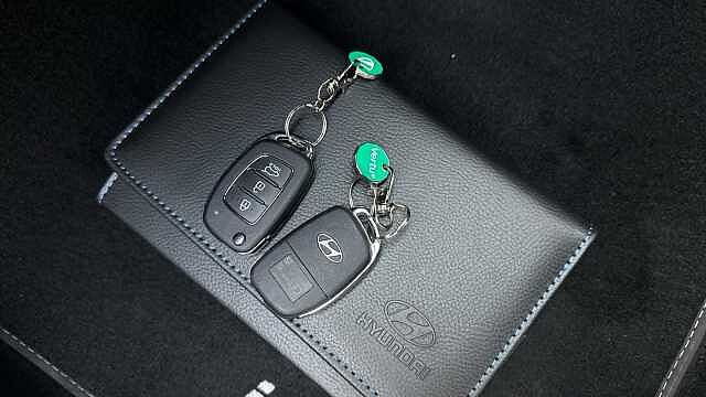 Hyundai I10 1.0 [63] Advance 5dr Auto [Nav] Petrol Hatchback Grey