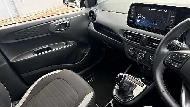 Hyundai i10 1.0 [63] Advance 5dr Auto [Nav] Petrol Hatchback