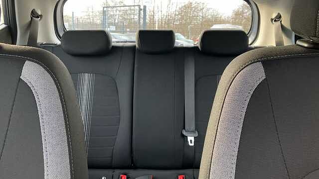 Hyundai i10 1.0 [63] Advance 5dr Auto [Nav] Petrol Hatchback