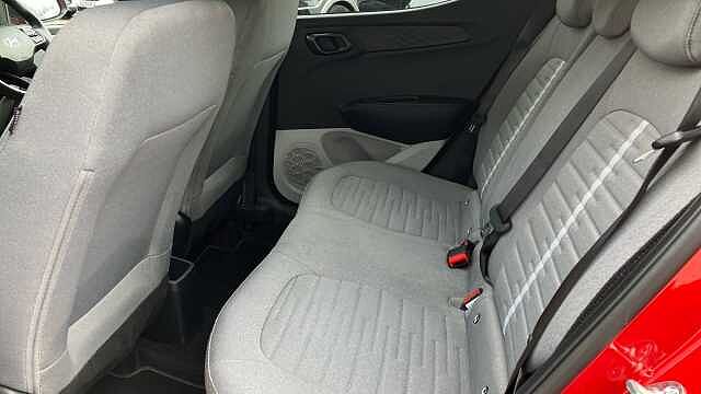 Hyundai I10 1.2 [79] Premium 5dr Auto [Nav] Petrol Hatchback Red