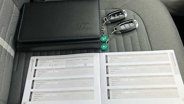 Hyundai I10 1.2 [79] Premium 5dr Auto [Nav] Petrol Hatchback Red