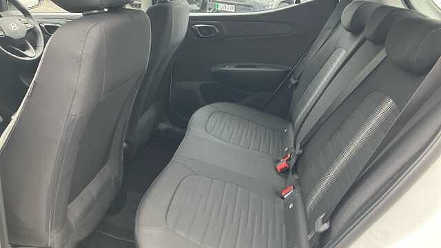 Hyundai i10 1.0 [63] Advance 5dr Auto [Nav] Petrol Hatchback