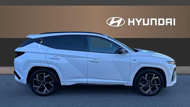 Hyundai TUCSON 1.6T N Line 5dr Petrol Estate White