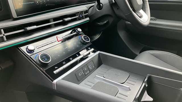 Hyundai SANTA FE 1.6 TGDi 288 PHEV Premium 5dr 4WD Auto Estate