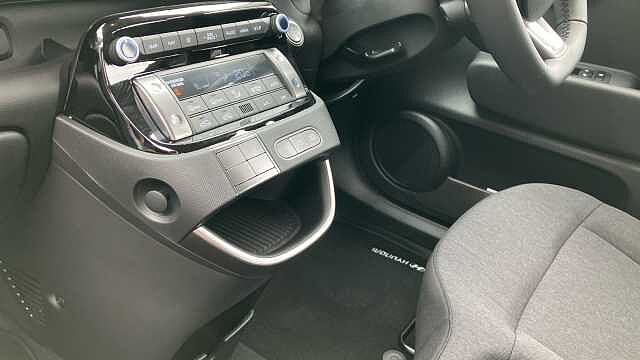 Hyundai INSTER 85kW 01 49kWh 5dr Auto Electric Hatchback