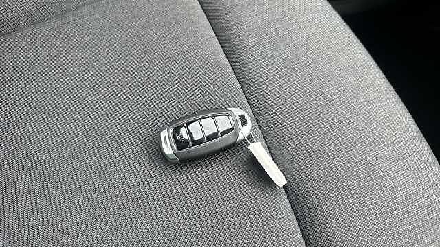 Hyundai INSTER 71kW 01 42kWh 5dr Auto Electric Hatchback