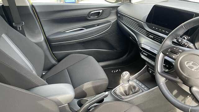 Hyundai I20 1.0T GDi Premium 5dr Petrol Hatchback Yellow